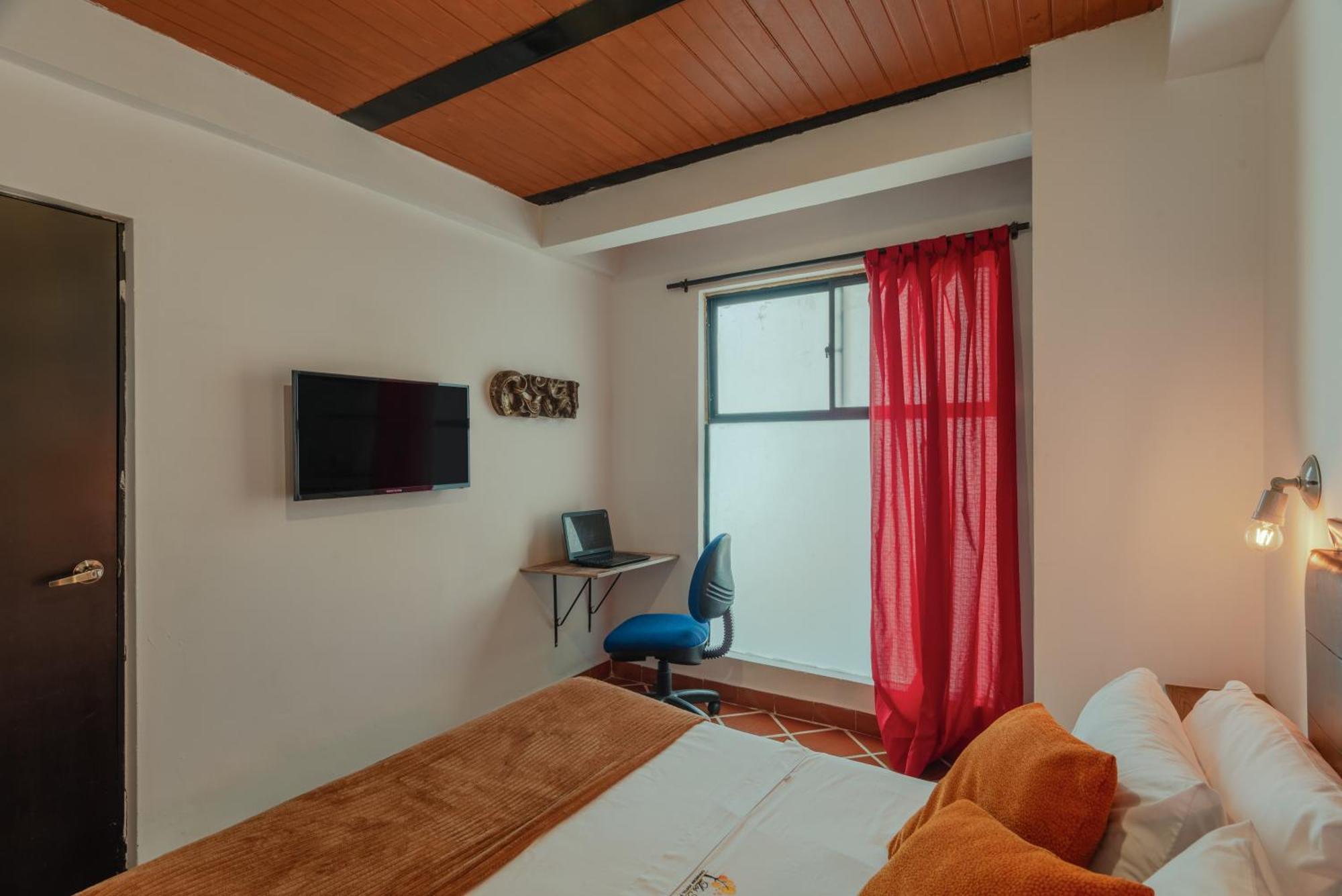 Casa Naranjos Guest house